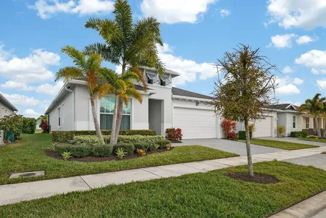 607 Se Mulberry Way Port Saint Lucie FL 34984