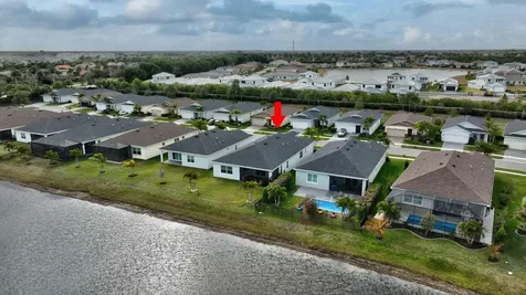 607 Se Mulberry Way Port Saint Lucie FL 34984