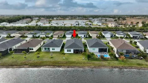 607 Se Mulberry Way Port Saint Lucie FL 34984