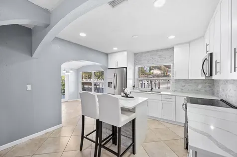 913 Bradley Court West Palm Beach FL 33405