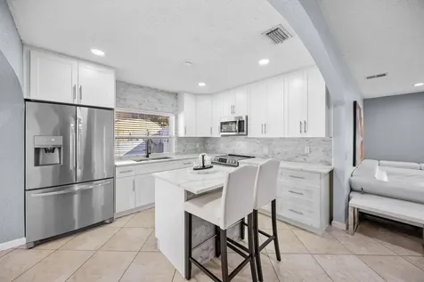 913 Bradley Court West Palm Beach FL 33405