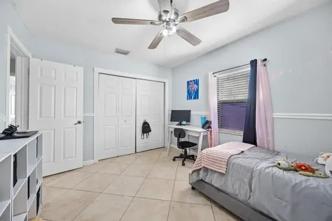 913 Bradley Court West Palm Beach FL 33405