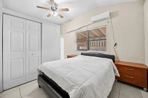 913 Bradley Court West Palm Beach FL 33405