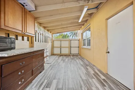 913 Bradley Court West Palm Beach FL 33405