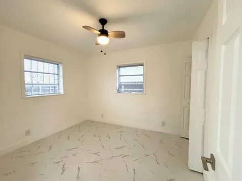 4009 SW 24th Street West Park FL 33023