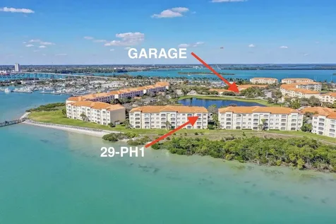 29 Harbour Isle Drive Hutchinson Island FL 34949