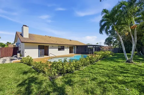 4914 Acorn Drive Boca Raton FL 33487