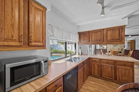 4914 Acorn Drive Boca Raton FL 33487