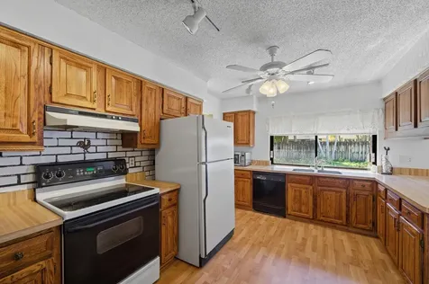 4914 Acorn Drive Boca Raton FL 33487
