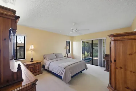 4914 Acorn Drive Boca Raton FL 33487