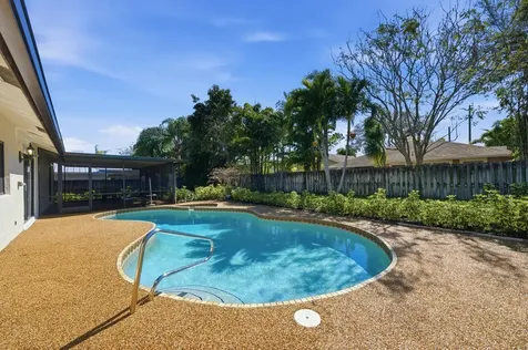 4914 Acorn Drive Boca Raton FL 33487