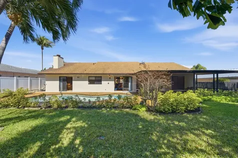 4914 Acorn Drive Boca Raton FL 33487
