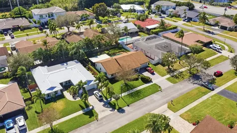 4914 Acorn Drive Boca Raton FL 33487