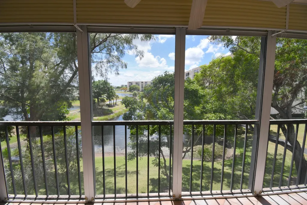14375 Strathmore Lane Delray Beach FL 33446