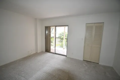 14375 Strathmore Lane Delray Beach FL 33446