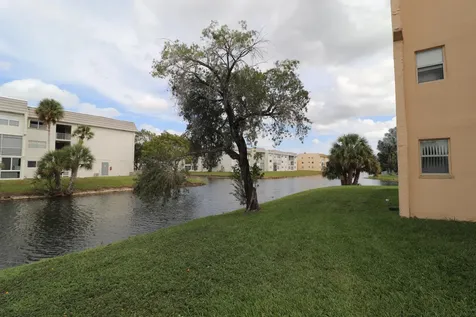 2900 N Pine Island Road Sunrise FL 33322
