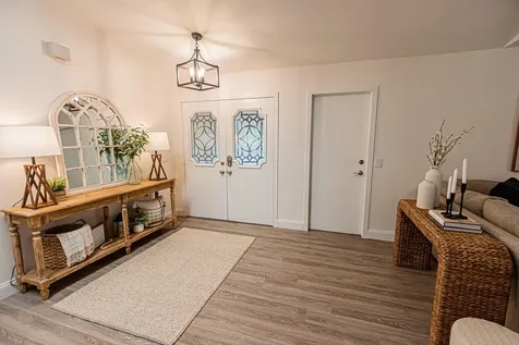 1190 Sw Live Oak Cove Port Saint Lucie FL 34986