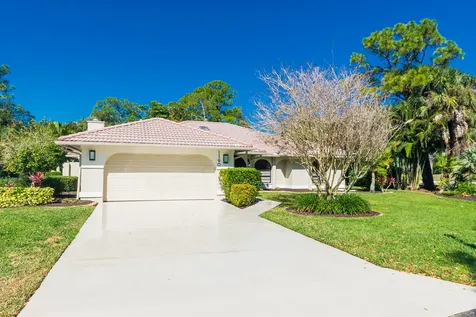 1190 Sw Live Oak Cove Port Saint Lucie FL 34986