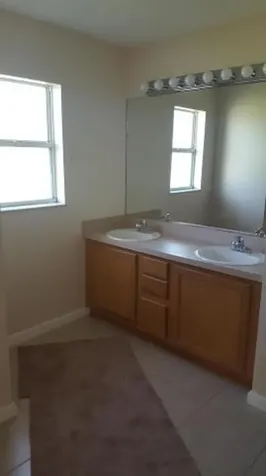 529 SW Baoy Avenue Port Saint Lucie FL 34983