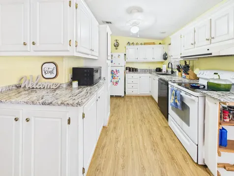 102 Ne 8th Avenue Okeechobee FL 34972
