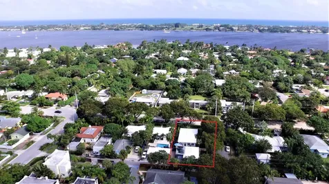 403 32nd Street West Palm Beach FL 33407
