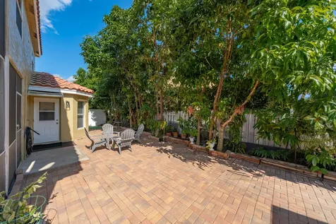 18956 La Costa Lane Boca Raton FL 33496