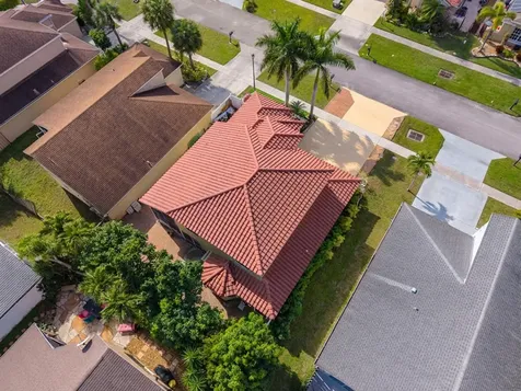 18956 La Costa Lane Boca Raton FL 33496