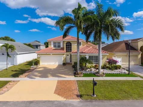 18956 La Costa Lane Boca Raton FL 33496