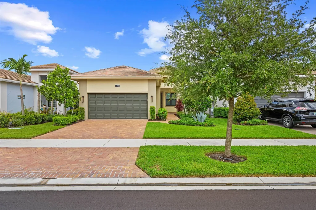 5409 Santa Rosa Lane Westlake FL 33470