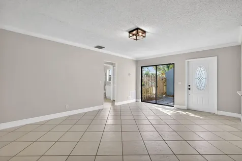 24 Crossings Circle Boynton Beach FL 33435