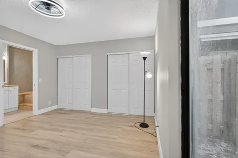 24 Crossings Circle Boynton Beach FL 33435