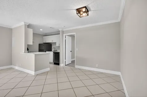 24 Crossings Circle Boynton Beach FL 33435