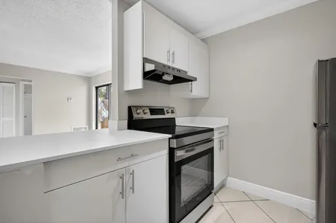 24 Crossings Circle Boynton Beach FL 33435