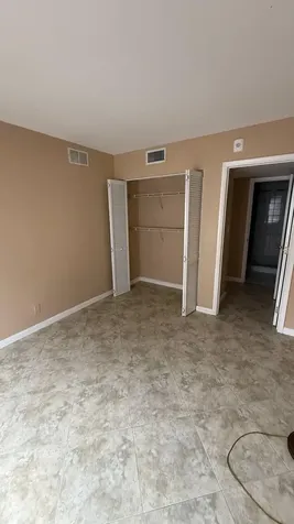 475 SE 8th Street Deerfield Beach FL 33441