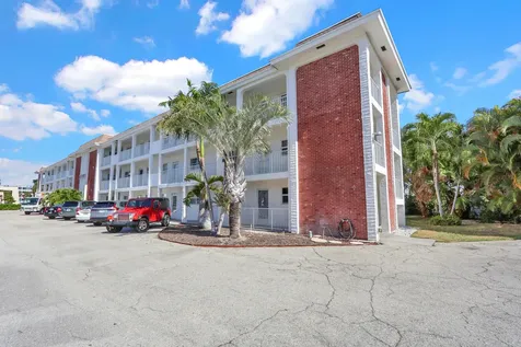 236 Castlewood Drive North Palm Beach FL 33408