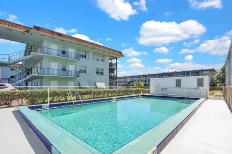 236 Castlewood Drive North Palm Beach FL 33408