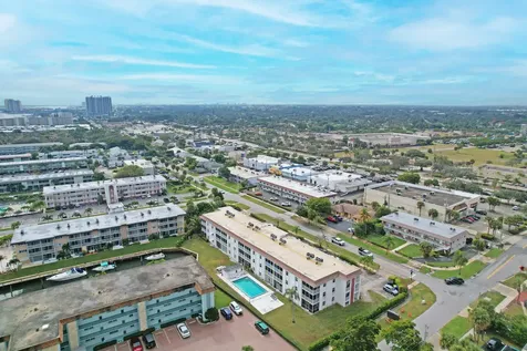 236 Castlewood Drive North Palm Beach FL 33408