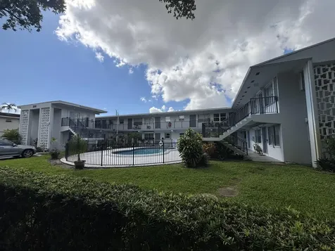 3510 Harrison Street Hollywood FL 33021