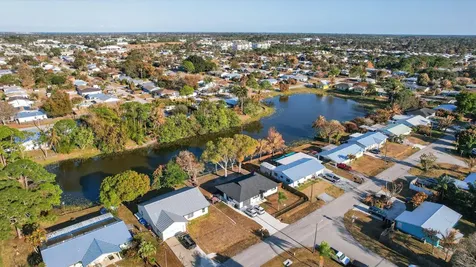 4543 Se Dryfus Avenue Stuart FL 34997