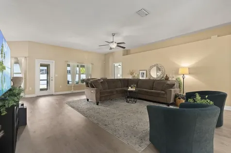 2066 Sw Quarry Street Port Saint Lucie FL 34953