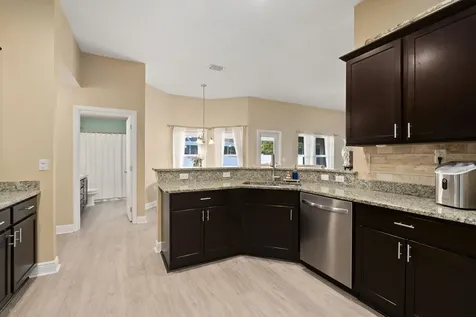 2066 Sw Quarry Street Port Saint Lucie FL 34953