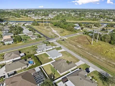 2066 Sw Quarry Street Port Saint Lucie FL 34953