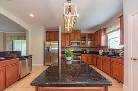 4250 Diamond Square Vero Beach FL 32967