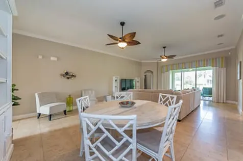 4250 Diamond Square Vero Beach FL 32967