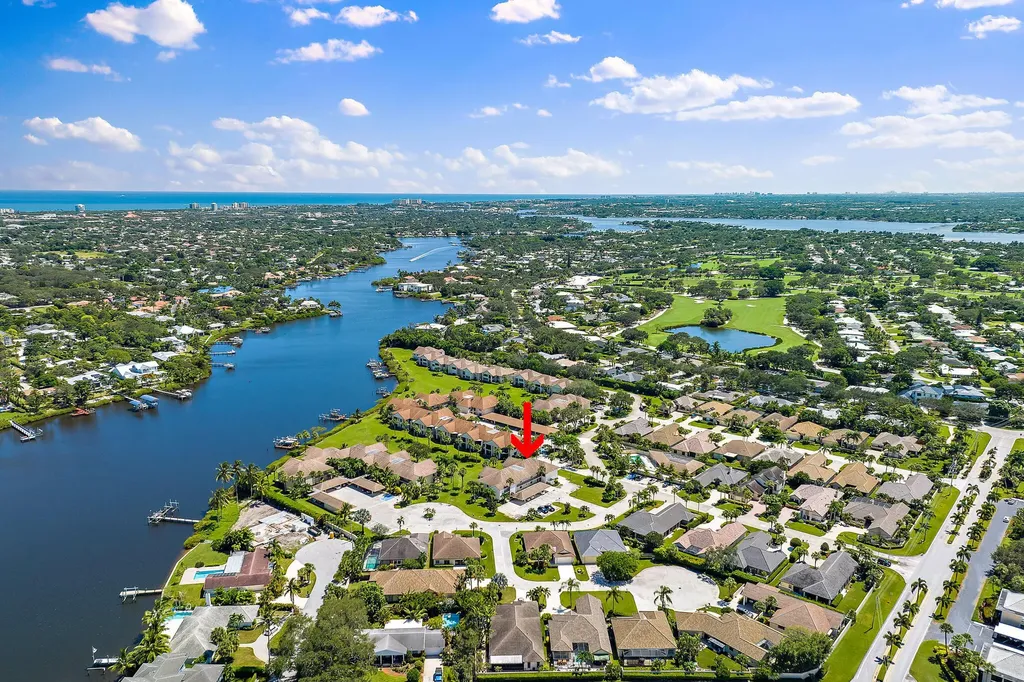 19101 Se Sea Turtle Court Jupiter FL 33469