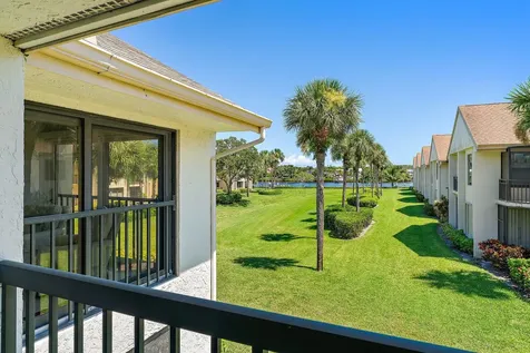 19101 Se Sea Turtle Court Jupiter FL 33469