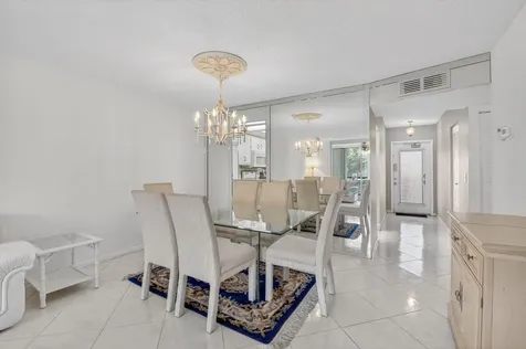 27 Abbey Lane Delray Beach FL 33446