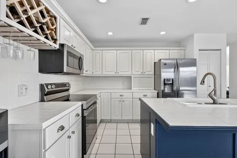 45 Windsor Lane Palm Beach Gardens FL 33418