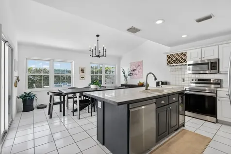 45 Windsor Lane Palm Beach Gardens FL 33418