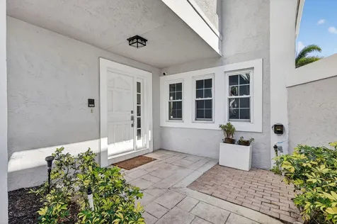 45 Windsor Lane Palm Beach Gardens FL 33418